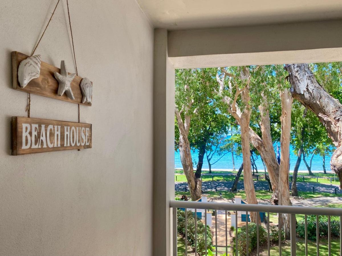 Beachview Apartments At Villa Paradiso Palm Cove Exterior photo